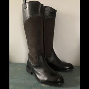 Seychelles Black and Grey Boots